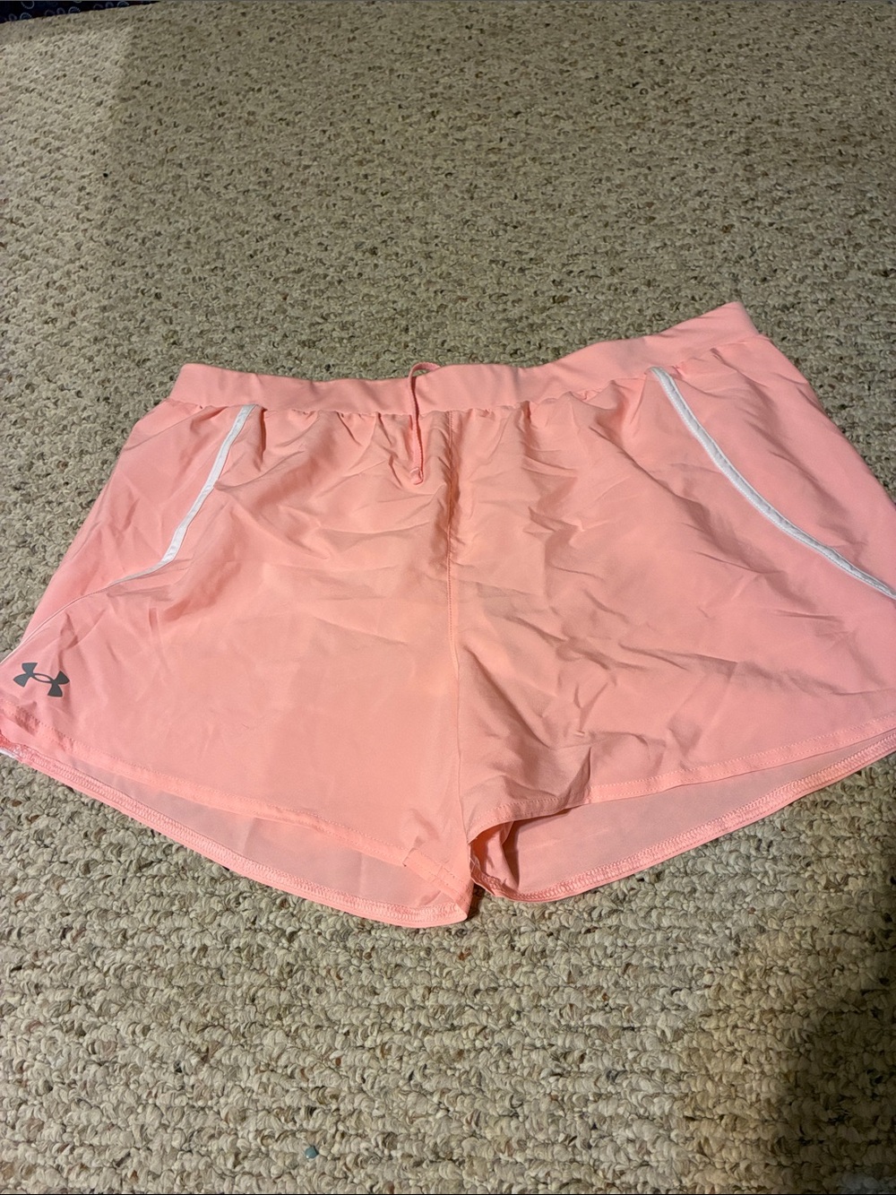 Under Armour lined shorts in XL